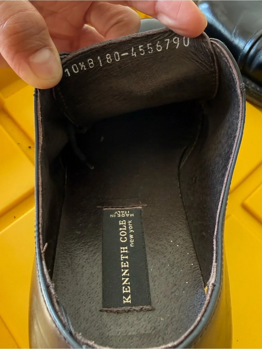 Kenneth Cole Black Leather Cap-Toe Derby Shoes